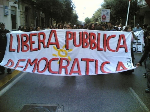 Protesta studenti, cortei studenteschi contro i provvedimenti...