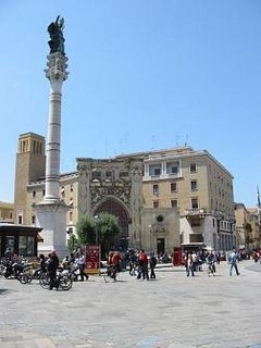 Lecce, il mondo Playstation in piazza Sant'Oronzo