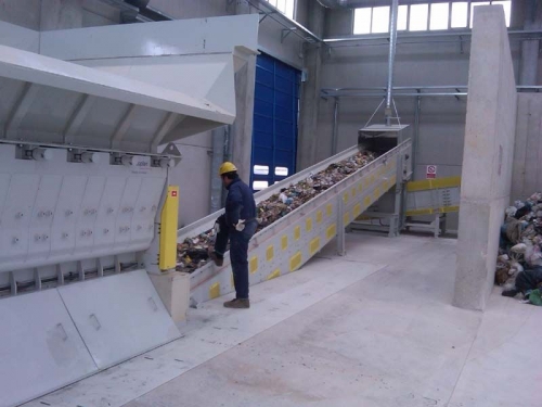 Inaugurato il centro di selezione e biostabilizzazione di Ugento