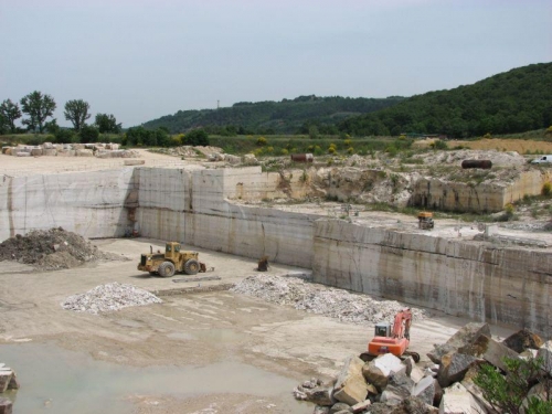 Cave dismesse: fondi regionali per interventi di recupero