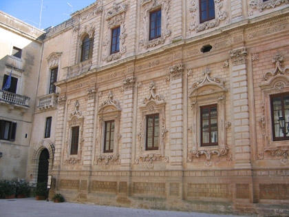 Lecce, Pellegrino in Procura per denunciare ammanco di 200 mila euro