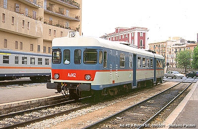 Ferrovie Sud Est: immessi in servizio tre nuovi ATR 220.
